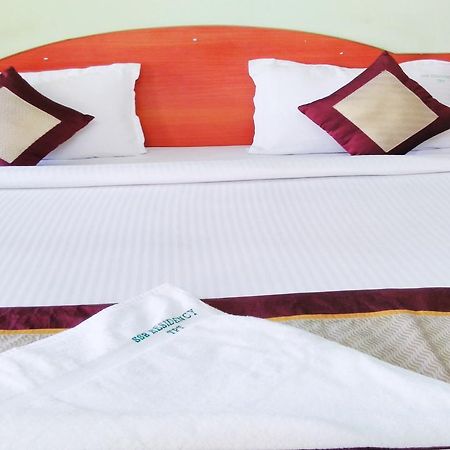 Ssb Residency Hotel Tirupati Eksteriør billede