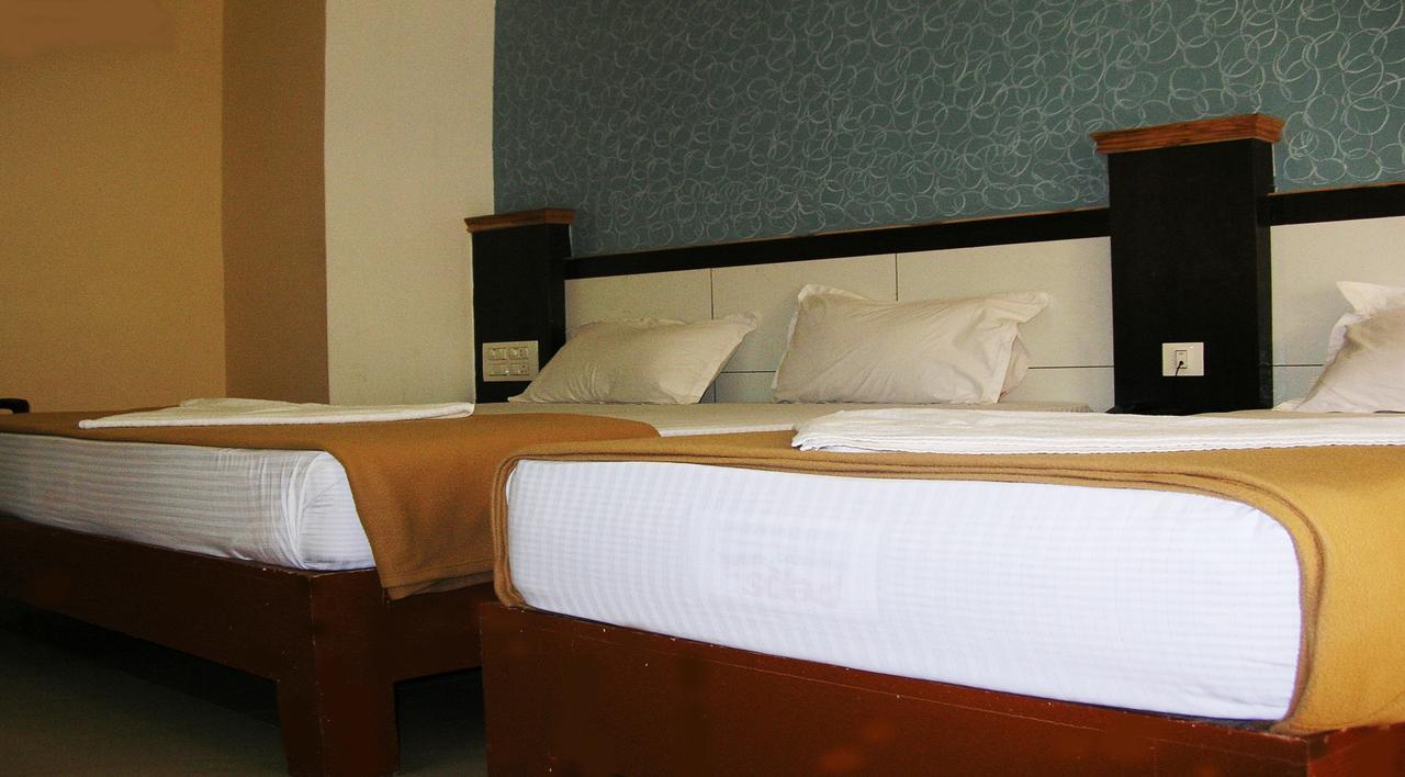 Ssb Residency Hotel Tirupati Eksteriør billede